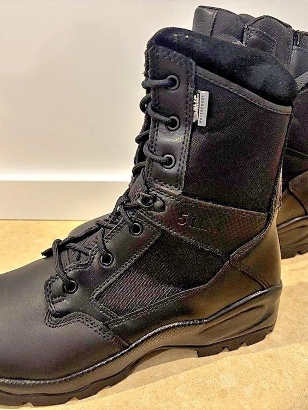 5.11 Tactical A.T.A.C. 2.0 8" Storm Boot Men's Black US 11.5 NEW NEVER WORN